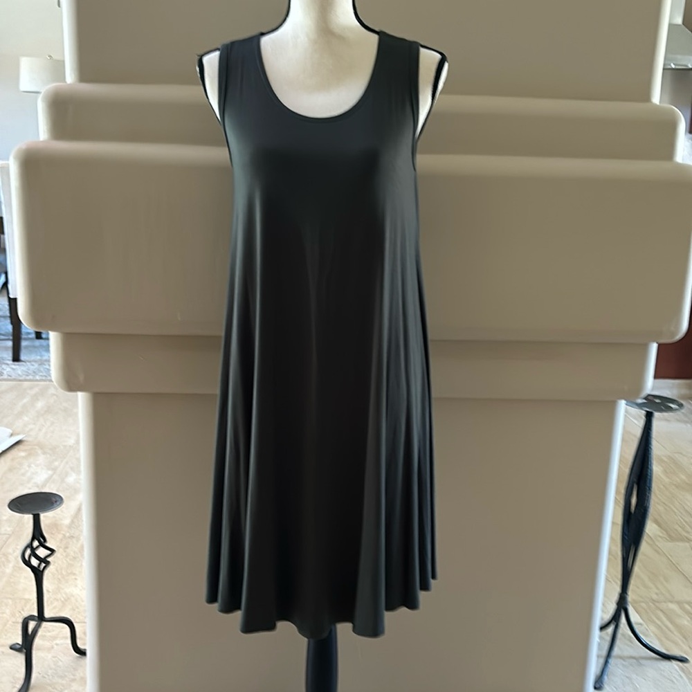 Karen Kane Sleeveless Swing Dress. Olive Green. Small. Like New.